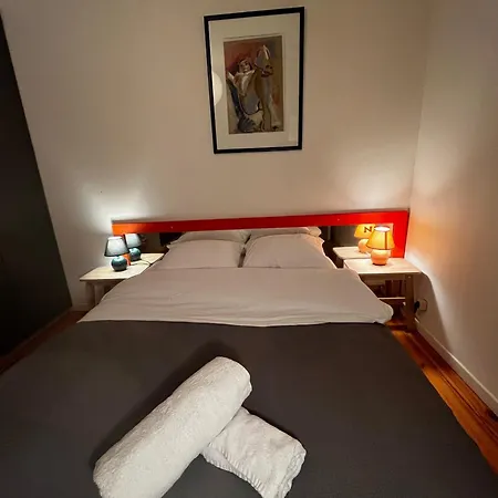 - Coeur De Et Halles Apartment *