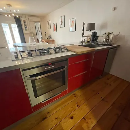 - Coeur De Et Halles Apartment Sete
